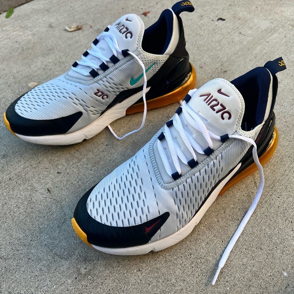 Nike Air Max 270, Oracle Aqua, men’s size 11